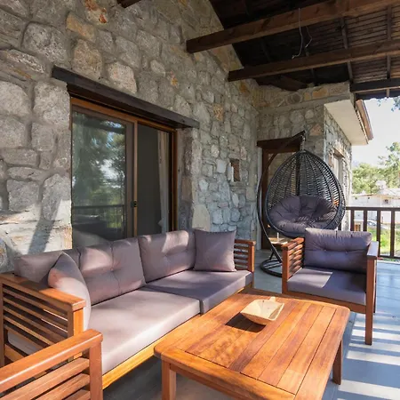 Villa Taskiran Hisaroenue Daily Weekly